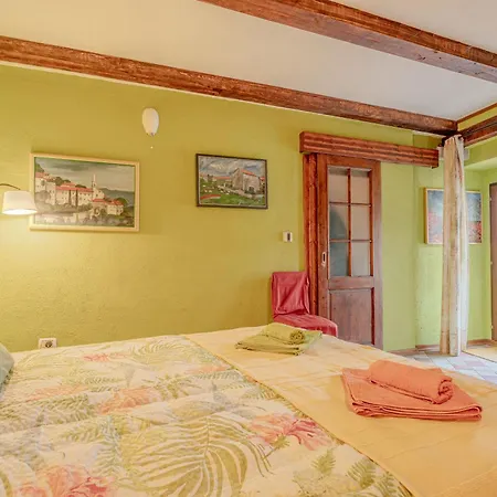 Traditional Karst House Rozina With Garden - Happy Сasa de vacaciones Dutovlje