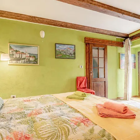 Traditional Karst House Rozina With Garden - Happy